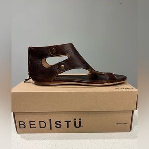 never worn bedstu sandals